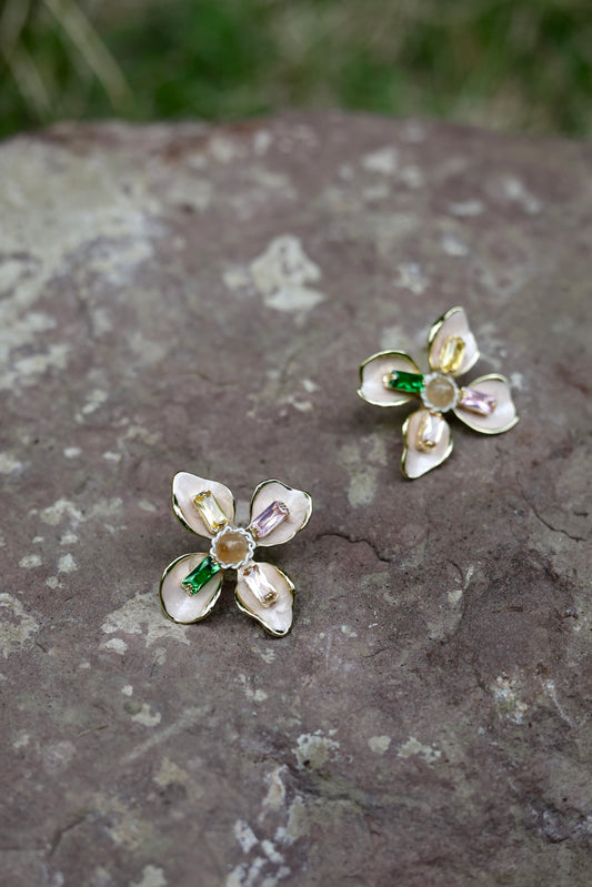 Bloom Notes · Meadow Flower Earrings