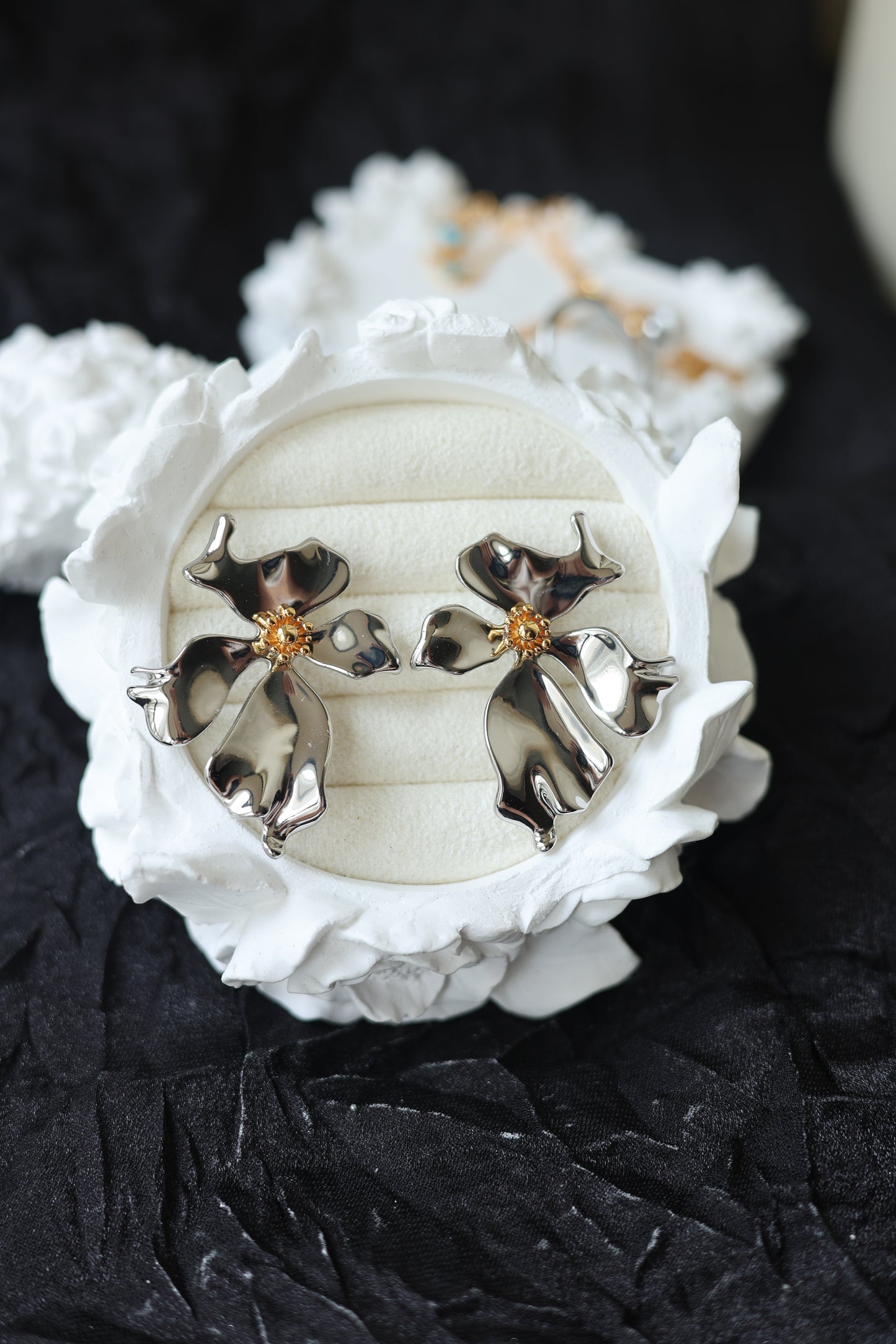 Lumière Bloom Earrings