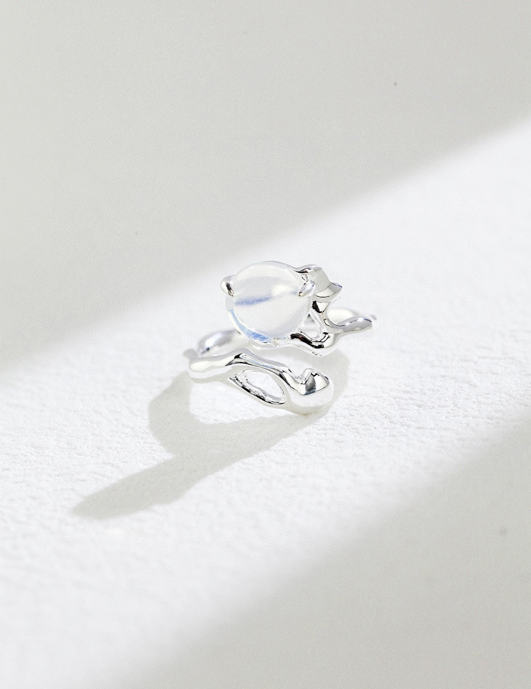 Flowing Heart Ring